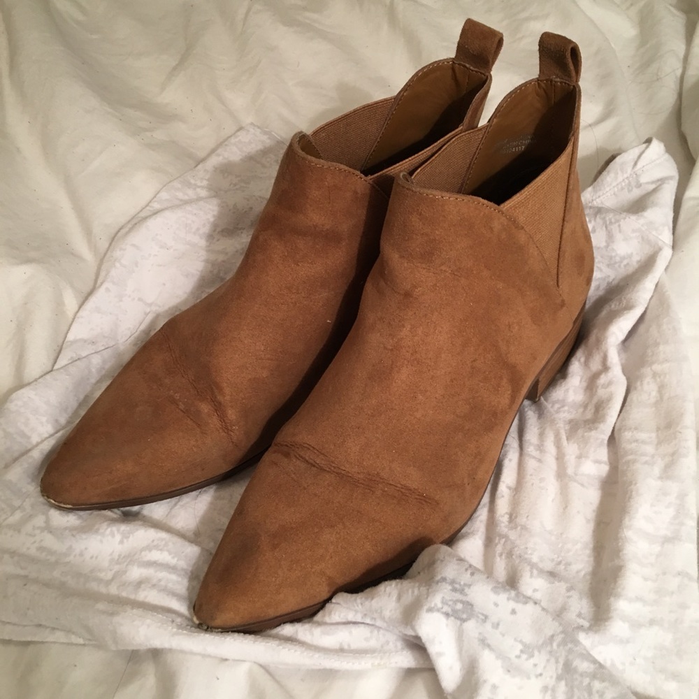 Short Camel Booties